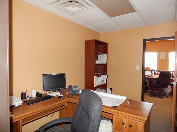 5734 US 64, Farmington, NM 87401